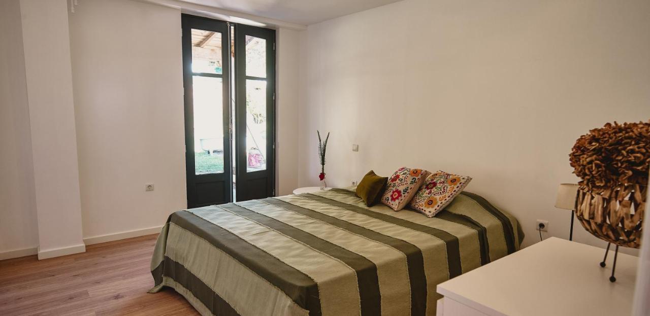 Epicos House, Your Home Away From Home. Nogueira  Exteriör bild